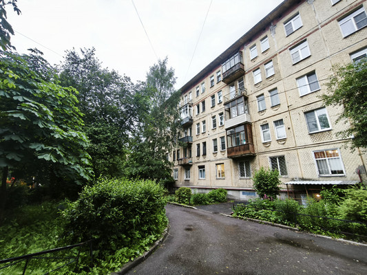 Продам двухкомнатную (2-комн.) квартиру, Кантемировская ул, 31е, Санкт-Петербург г