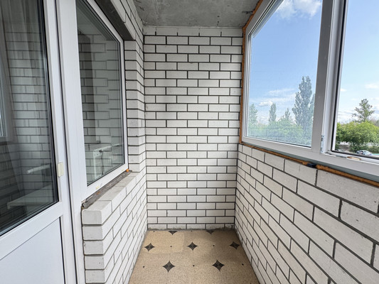 Продам однокомнатную (1-комн.) квартиру, Комарова ул, 49, Брянск г