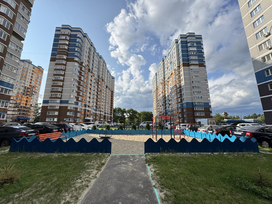 Продам однокомнатную (1-комн.) квартиру, Комарова ул, 49, Брянск г