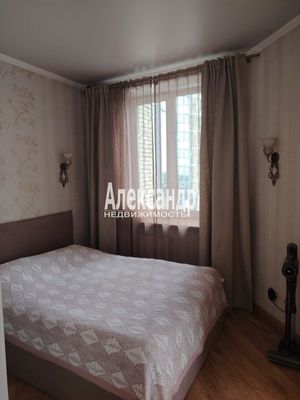 Продам однокомнатную (1-комн.) квартиру, Выборгское ш, 17к4, Санкт-Петербург г