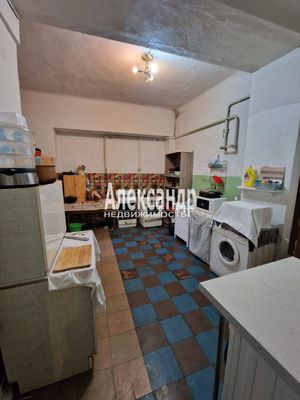 Продам комнату в 5-комн. квартире, Гончарная ул, 10, Санкт-Петербург г