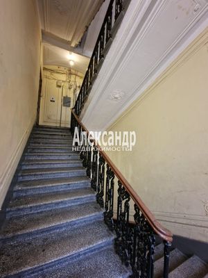 Продам комнату в 5-комн. квартире, Гончарная ул, 10, Санкт-Петербург г