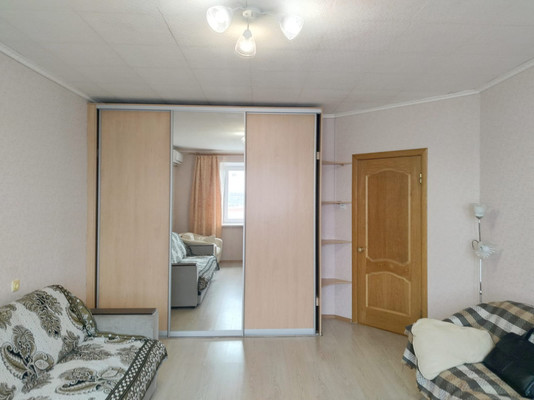 Продам однокомнатную (1-комн.) квартиру, Орбитальная ул, 90, Ростов-на-Дону г