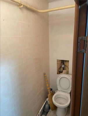 Продам трехкомнатную (3-комн.) квартиру, Куйбышева ул, 13, Симферополь г