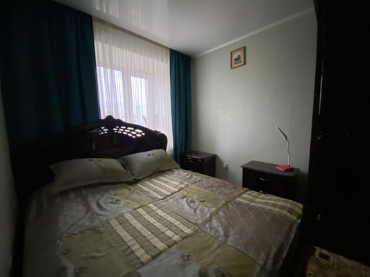 Продам двухкомнатную (2-комн.) квартиру, Интернациональная ул, 26, Нижневартовск г