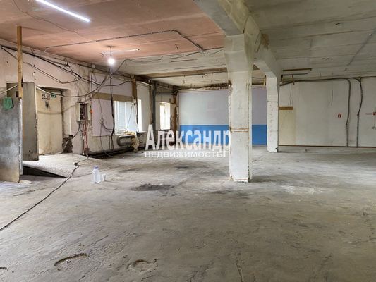 Сдам склад 887 м2, Пискарёвский пр-кт, 123, Санкт-Петербург г