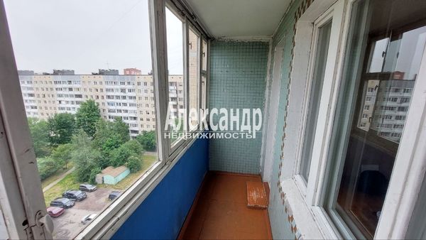 Продам однокомнатную (1-комн.) квартиру, Коммуны ул, 26к1, Санкт-Петербург г