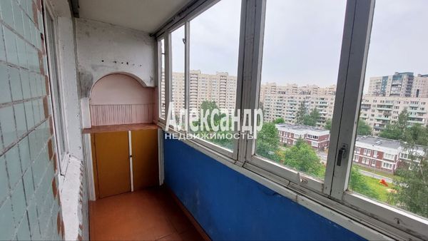 Продам однокомнатную (1-комн.) квартиру, Коммуны ул, 26к1, Санкт-Петербург г