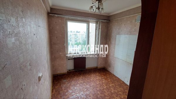 Продам однокомнатную (1-комн.) квартиру, Коммуны ул, 26к1, Санкт-Петербург г