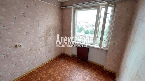 Продам однокомнатную (1-комн.) квартиру, Коммуны ул, 26к1, Санкт-Петербург г