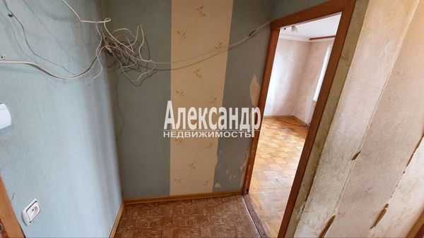 Продам однокомнатную (1-комн.) квартиру, Коммуны ул, 26к1, Санкт-Петербург г