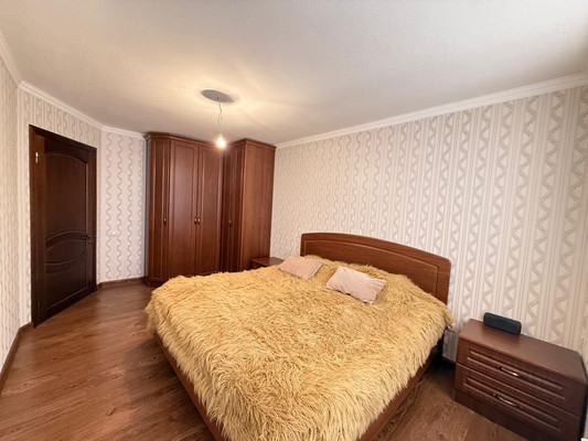 Продам трехкомнатную (3-комн.) квартиру, им. Сижажева М.В. ул, 49, Чегем г