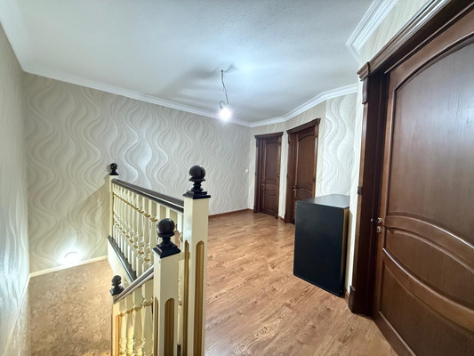 Продам трехкомнатную (3-комн.) квартиру, им. Сижажева М.В. ул, 49, Чегем г