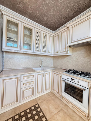 Продам трехкомнатную (3-комн.) квартиру, им. Сижажева М.В. ул, 49, Чегем г