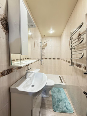 Продам трехкомнатную (3-комн.) квартиру, им. Сижажева М.В. ул, 49, Чегем г