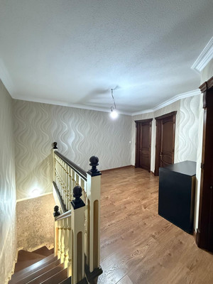 Продам трехкомнатную (3-комн.) квартиру, им. Сижажева М.В. ул, 49, Чегем г