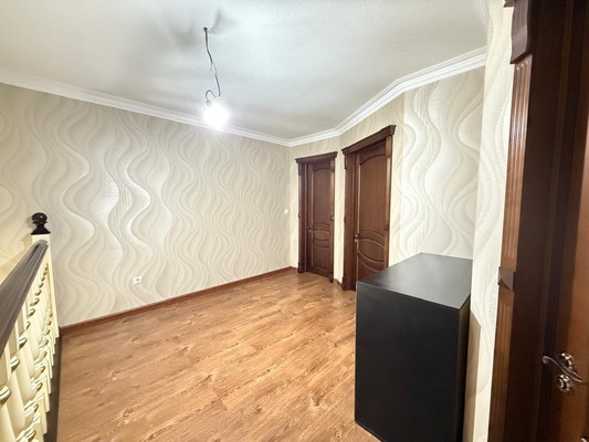 Продам трехкомнатную (3-комн.) квартиру, им. Сижажева М.В. ул, 49, Чегем г