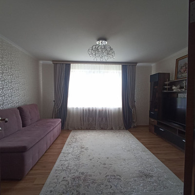 Продам двухкомнатную (2-комн.) квартиру, Пионерская ул, 416, Майкоп г