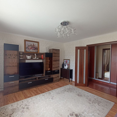 Продам двухкомнатную (2-комн.) квартиру, Пионерская ул, 416, Майкоп г