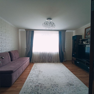 Продам двухкомнатную (2-комн.) квартиру, Пионерская ул, 416, Майкоп г