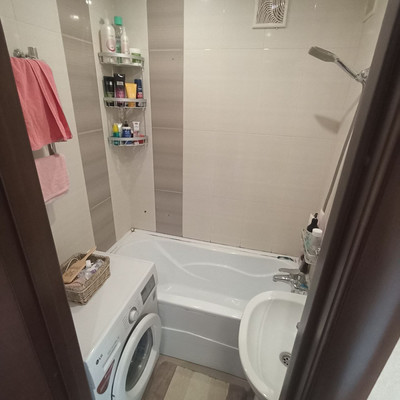 Продам двухкомнатную (2-комн.) квартиру, Пионерская ул, 416, Майкоп г