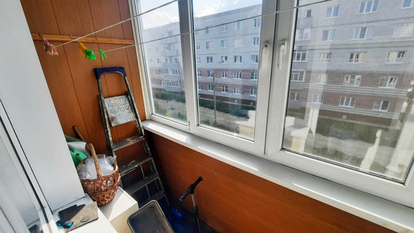 Продам однокомнатную (1-комн.) квартиру, Пионерская ул, 10к1, Грязи г