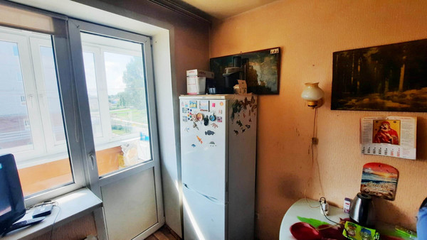 Продам однокомнатную (1-комн.) квартиру, Пионерская ул, 10к1, Грязи г