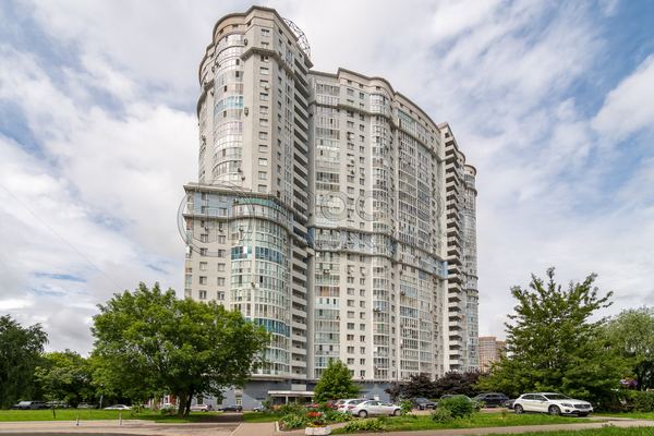 Продам двухкомнатную (2-комн.) квартиру, Вернадского пр-кт, 105к4, Москва г