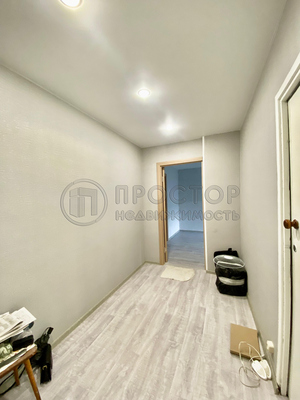Продам трехкомнатную (3-комн.) квартиру, Конёнкова ул, 11Б, Москва г