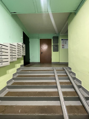 Продам трехкомнатную (3-комн.) квартиру, Голубинская ул, 15к10, Москва г