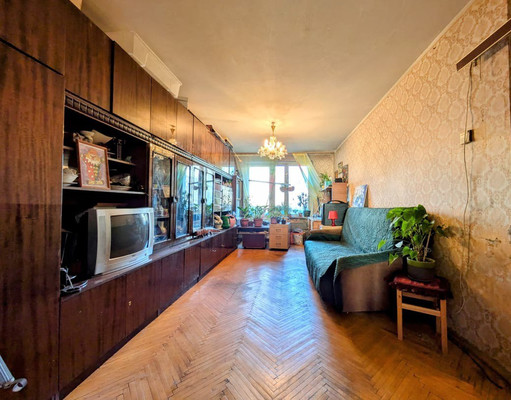 Продам трехкомнатную (3-комн.) квартиру, Голубинская ул, 15к10, Москва г