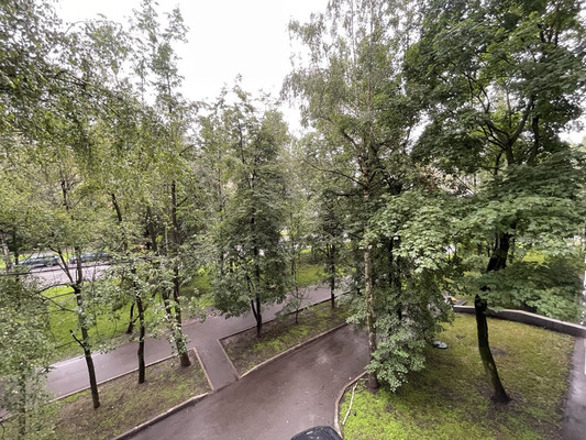 Продам трехкомнатную (3-комн.) квартиру, Голубинская ул, 15к10, Москва г