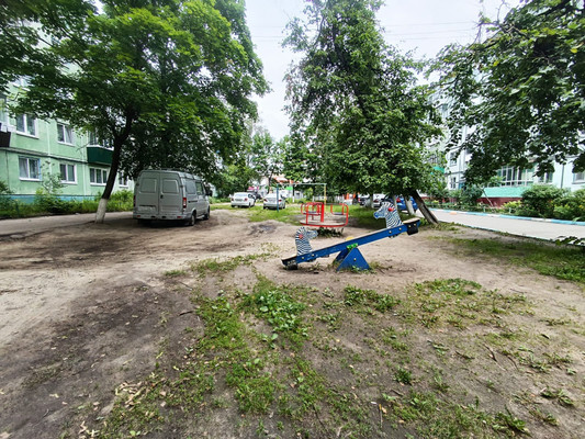 Продам двухкомнатную (2-комн.) квартиру, Литейная ул, 66/87, Брянск г