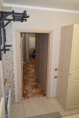 Продам двухкомнатную (2-комн.) квартиру, Рокоссовского ул, 26к1, Ишим г