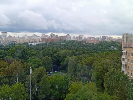 Продам двухкомнатную (2-комн.) квартиру, Криворожская ул, 21к1, Москва г