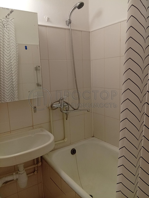 Продам двухкомнатную (2-комн.) квартиру, Криворожская ул, 21к1, Москва г