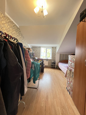 Продам трехкомнатную (3-комн.) квартиру, Московская ул, 11, Ялта г