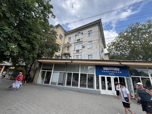 Продам трехкомнатную (3-комн.) квартиру, Московская ул, 11, Ялта г