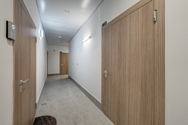 Продам двухкомнатную (2-комн.) квартиру, Лётная ул, 1к1, Москва г