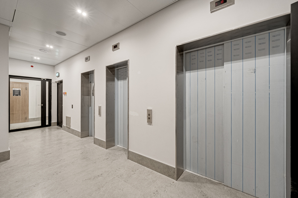 Продам двухкомнатную (2-комн.) квартиру, Лётная ул, 1к1, Москва г