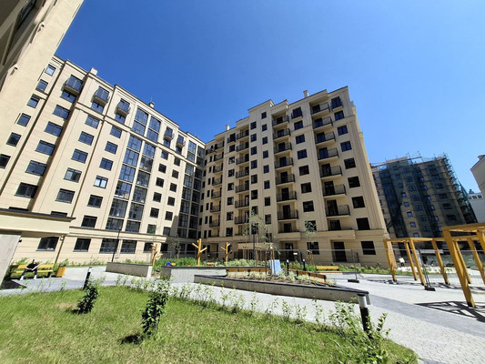 Продам двухкомнатную (2-комн.) квартиру, Старшины Дадаева ул, 55к2, Калининград г