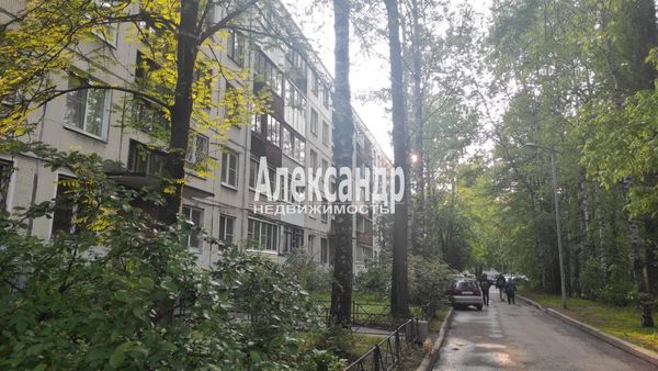 Продам двухкомнатную (2-комн.) квартиру, Гражданский пр-кт, 94к2, Санкт-Петербург г