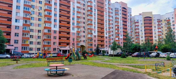 Продам двухкомнатную (2-комн.) квартиру, Ямашева пр-кт, 31А, Казань г