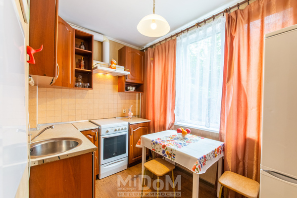 Продам трехкомнатную (3-комн.) квартиру, Будапештская ул, 9к2 стр 1, Санкт-Петербург г