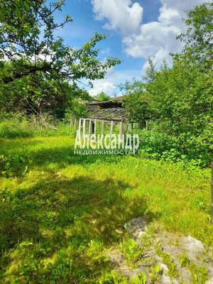 Продам дачу в поселке Гатчинский район, массив Корпиково, СНТ &amp;quot;ЛЭТЗ&amp;quot;, цех 11, ЛЭТЗ цех 11 тер. СНТ, 32, Корпиково массив, 46 км от города
