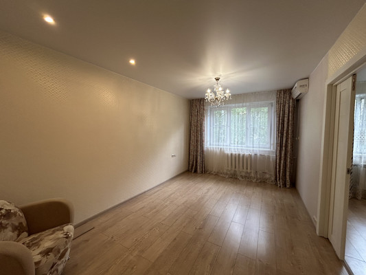 Продам трехкомнатную (3-комн.) квартиру, им А.Маркова мкр, 20, Дмитров г