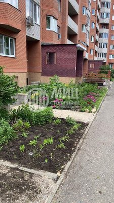 Продам трехкомнатную (3-комн.) квартиру, Дмитровская ул, 56, Базарово д