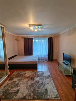 Продам трехкомнатную (3-комн.) квартиру, Красноярская ул, 9, Москва г