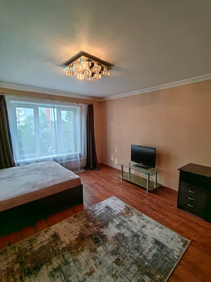 Продам трехкомнатную (3-комн.) квартиру, Красноярская ул, 9, Москва г