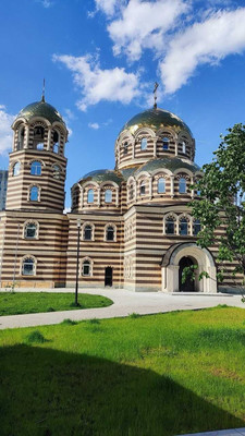 Продам трехкомнатную (3-комн.) квартиру, Красноярская ул, 9, Москва г